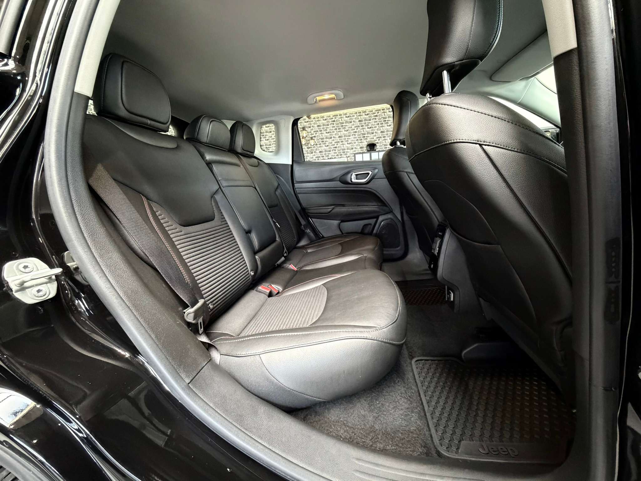 Fahrzeugbild eines Jeep Compass
