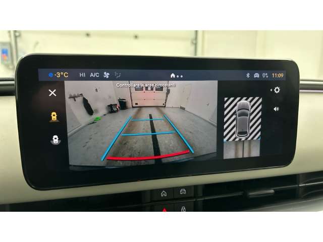 Fahrzeugbild eines Fiat 600 Elektro