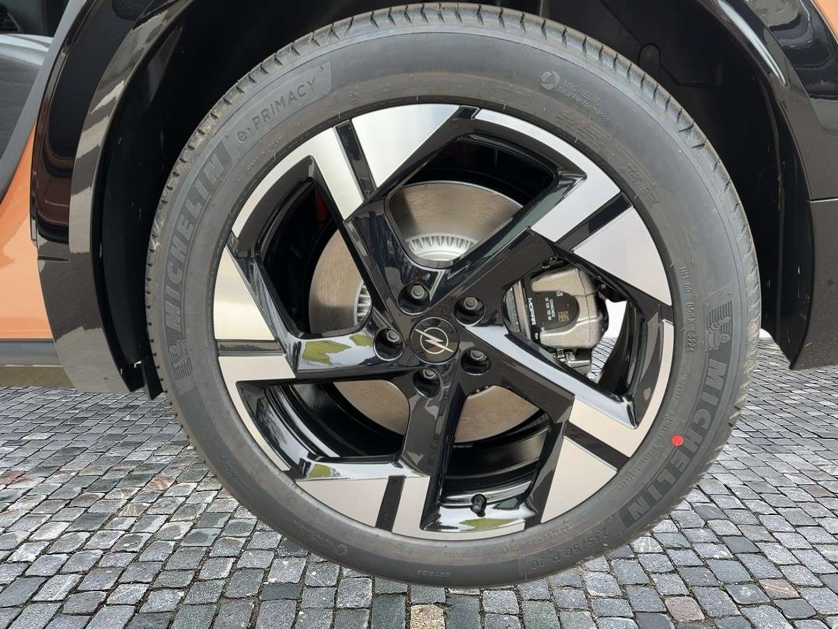 Fahrzeugbild eines Opel Grandland X