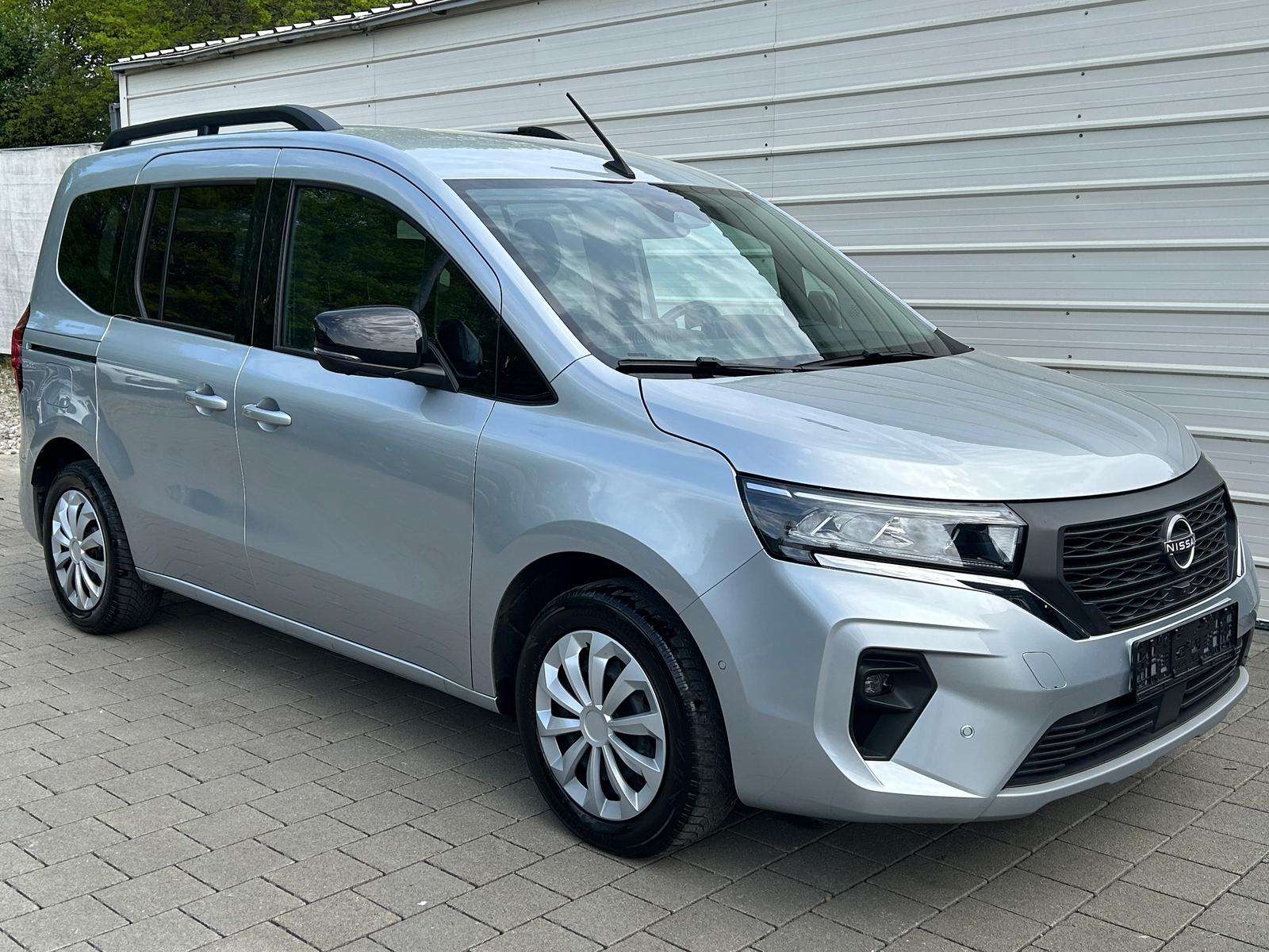 Fahrzeugbild eines Nissan Townstar