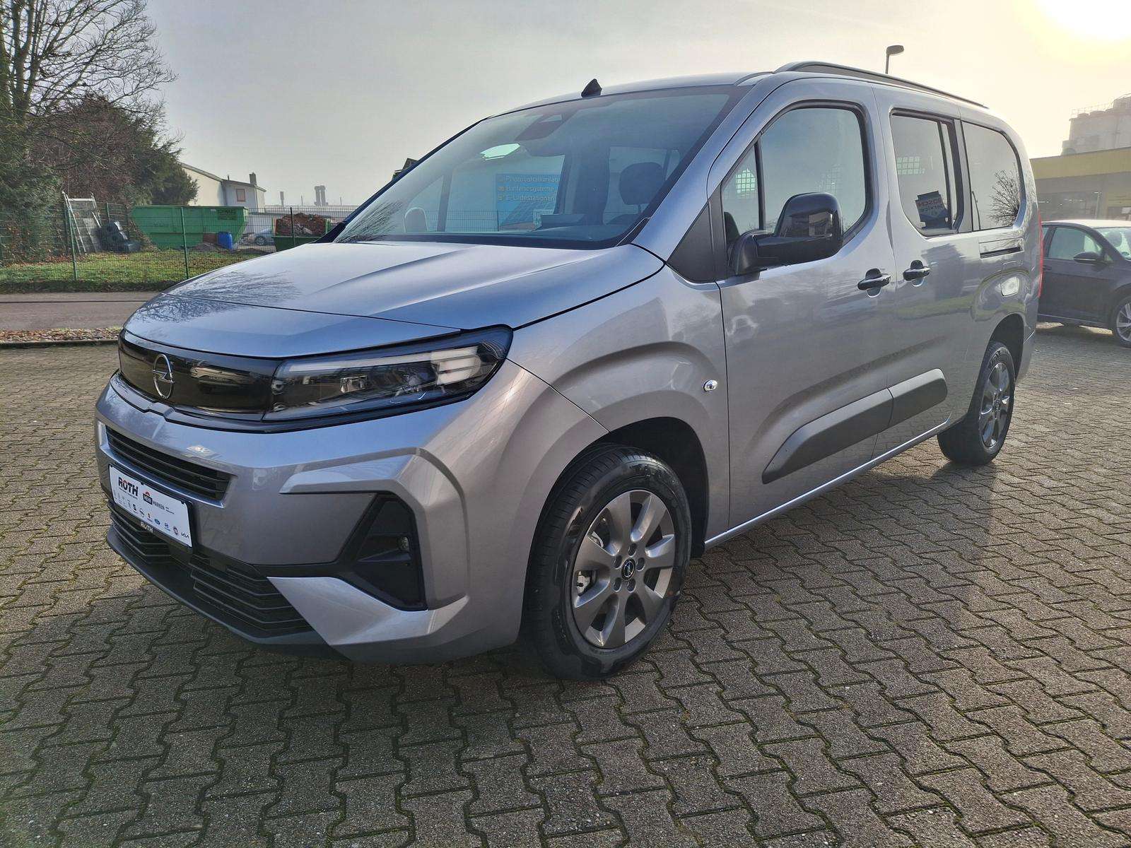 Fahrzeugbild eines Opel Combo Life