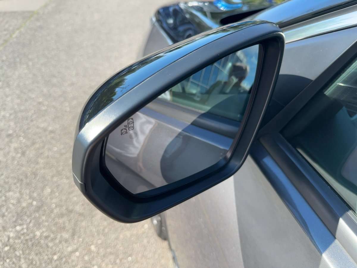 Fahrzeugbild eines Opel Grandland X