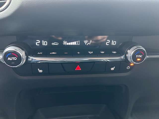 Fahrzeugbild eines Mazda CX-30