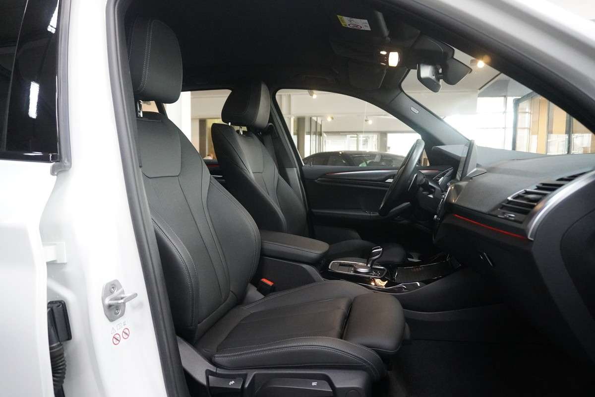 Fahrzeugbild eines BMW X3