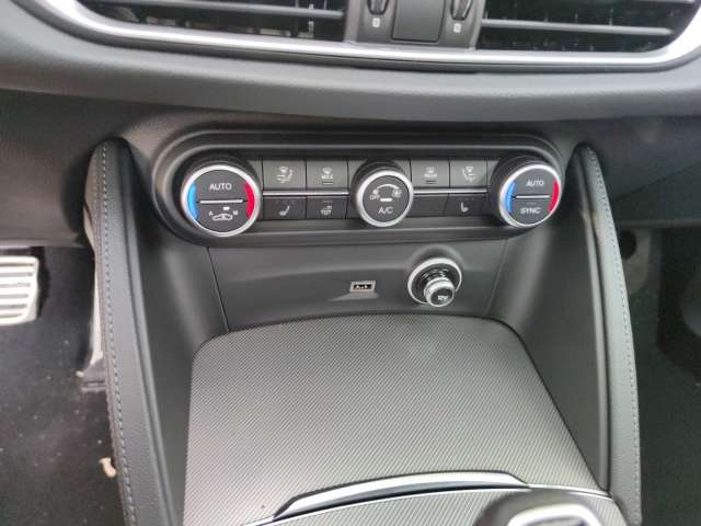 Fahrzeugbild eines Alfa Romeo Stelvio