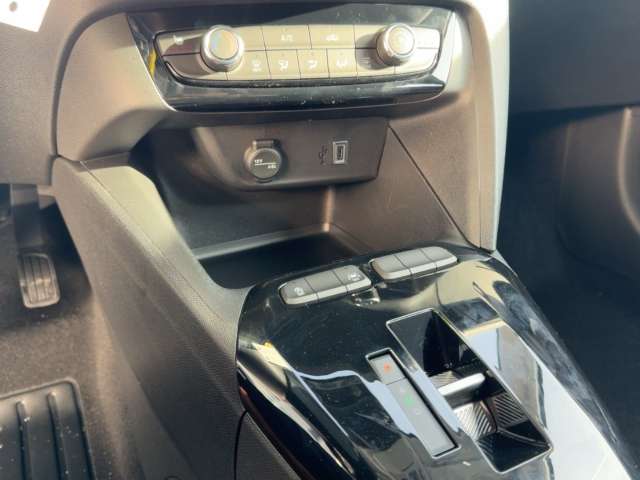 Fahrzeugbild eines Opel Corsa