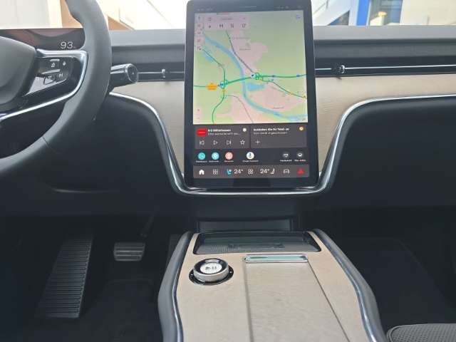 Fahrzeugbild eines Volvo EX90