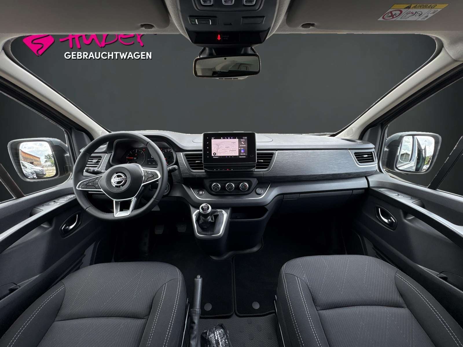 Fahrzeugbild eines Nissan Primastar