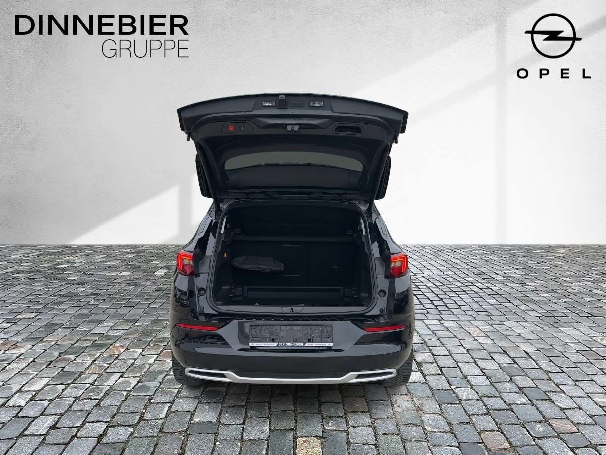 Fahrzeugbild eines Opel Grandland X
