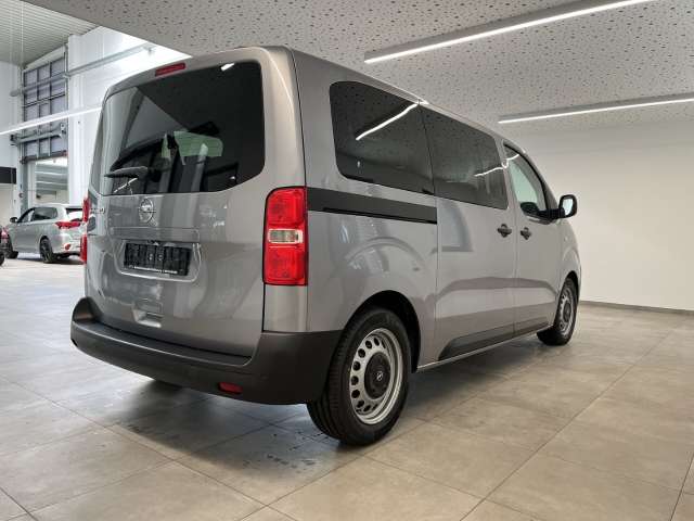 Fahrzeugbild eines Opel Vivaro