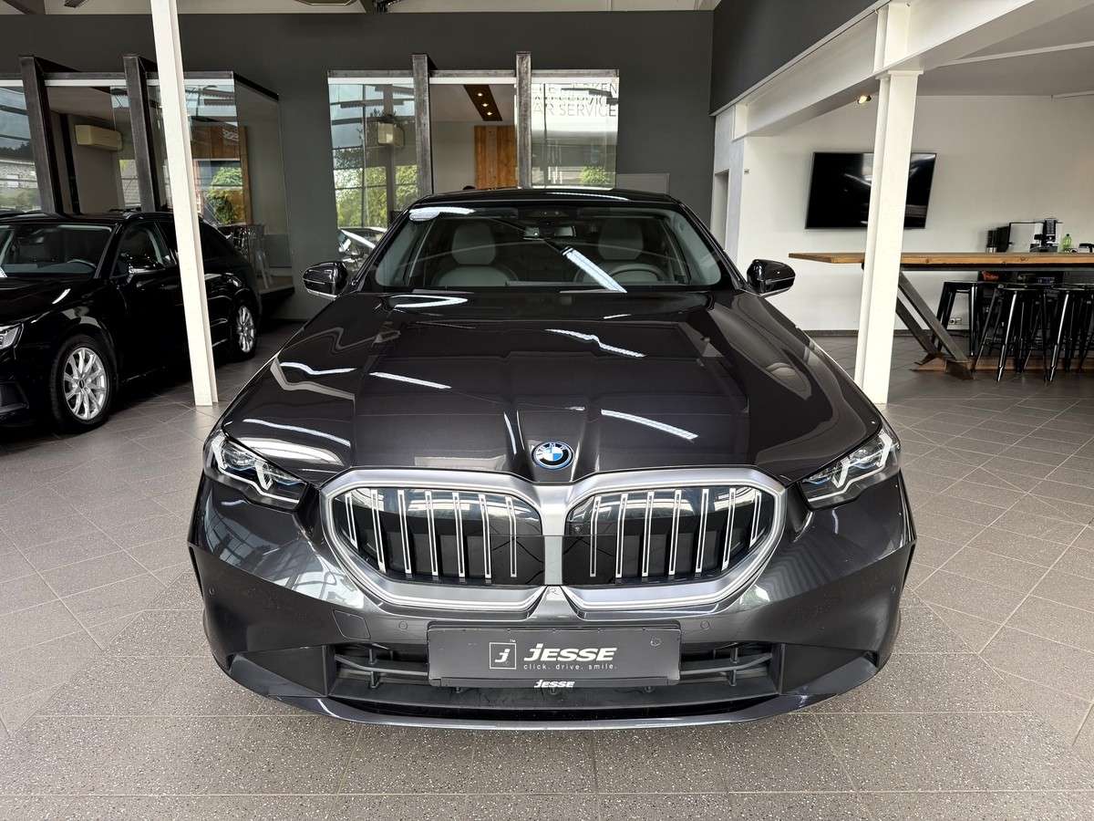 Fahrzeugbild eines BMW 5er-Reihe