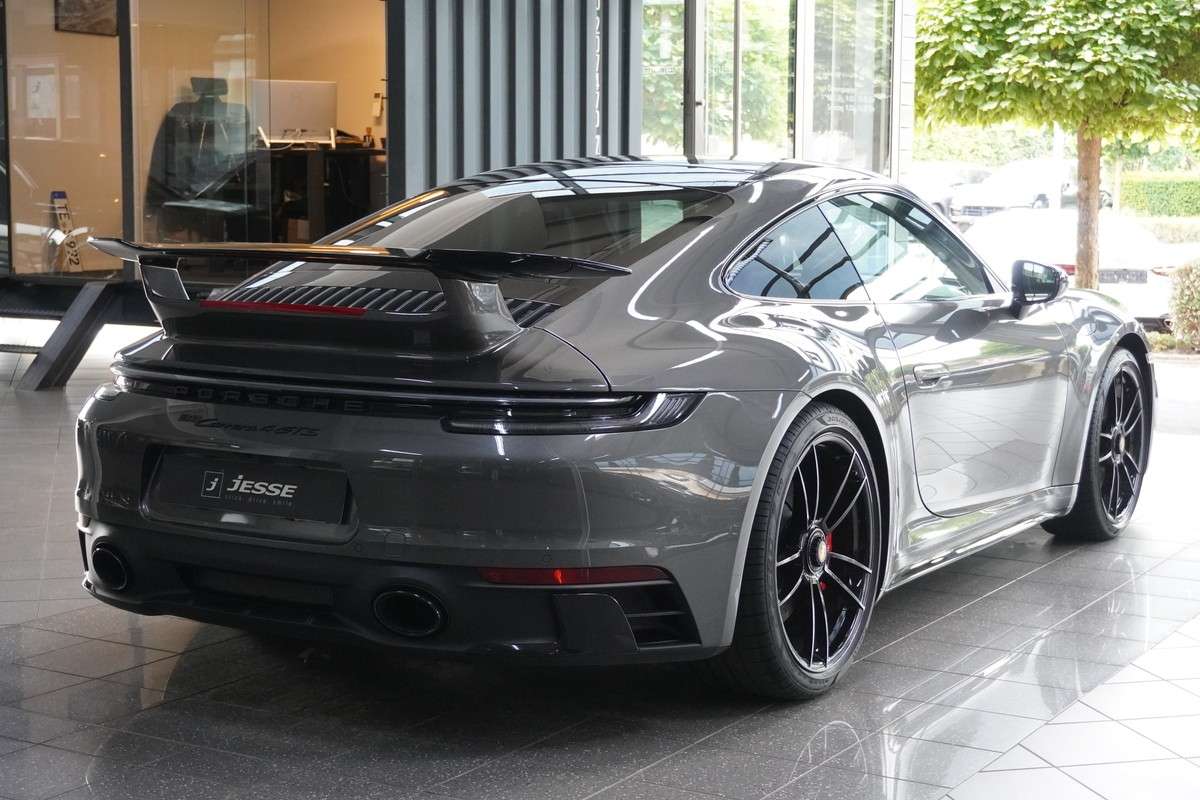 Fahrzeugbild eines Porsche 911