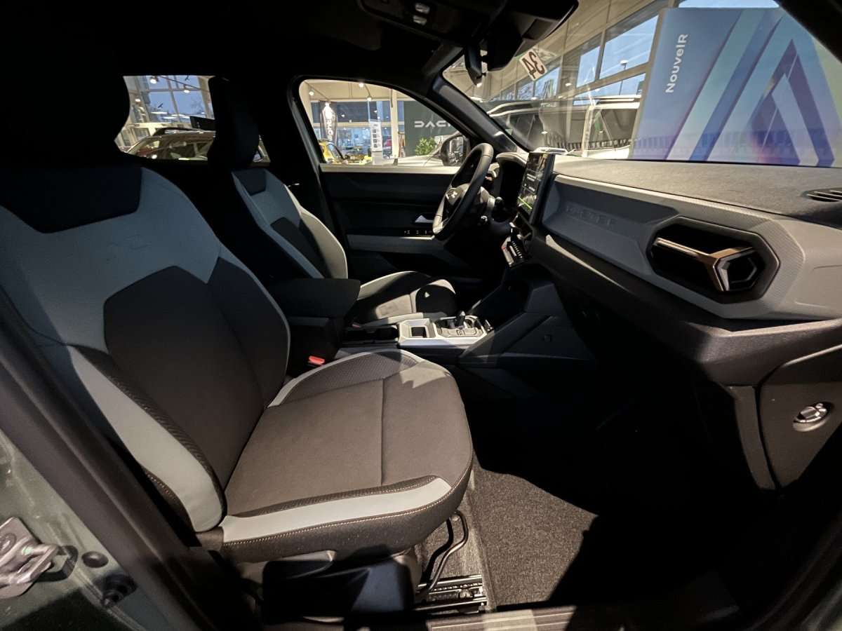 Fahrzeugbild eines Dacia Duster