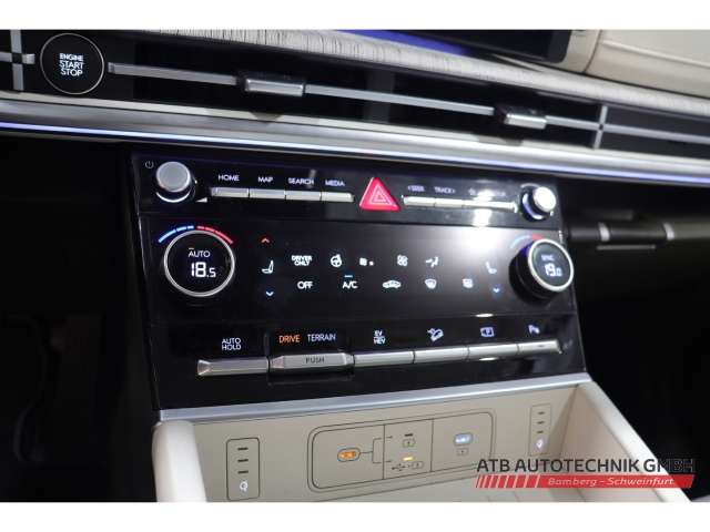 Fahrzeugbild eines Hyundai Santa Fe