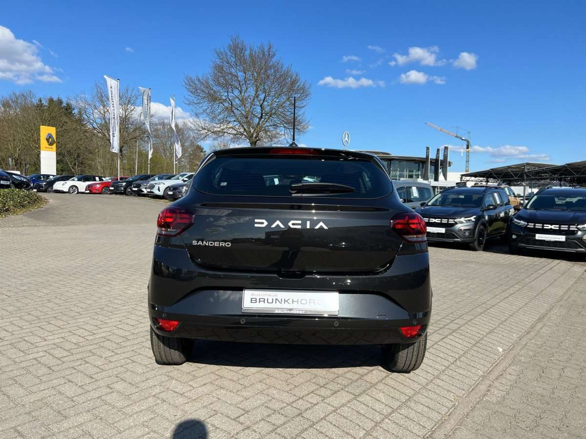 Fahrzeugbild eines Dacia Sandero