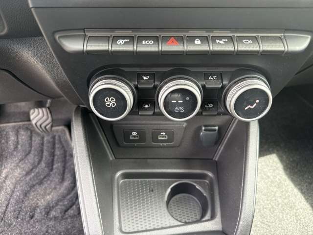 Fahrzeugbild eines Dacia Duster
