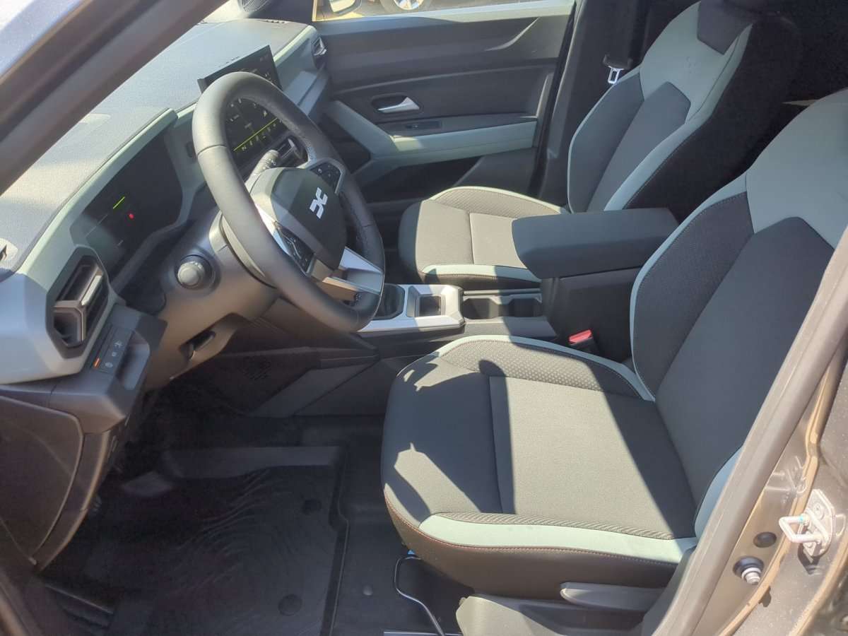 Fahrzeugbild eines Dacia Duster