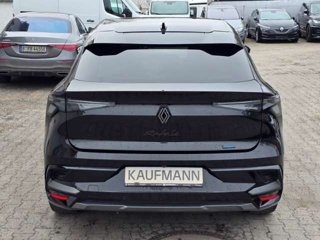 Fahrzeugbild eines Renault Rafale