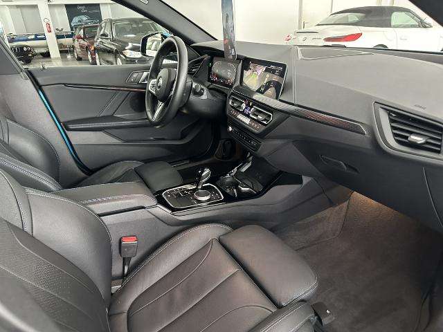 Fahrzeugbild eines BMW 2er-Reihe