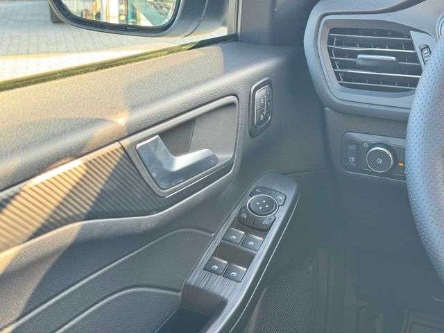 Fahrzeugbild eines Ford Kuga