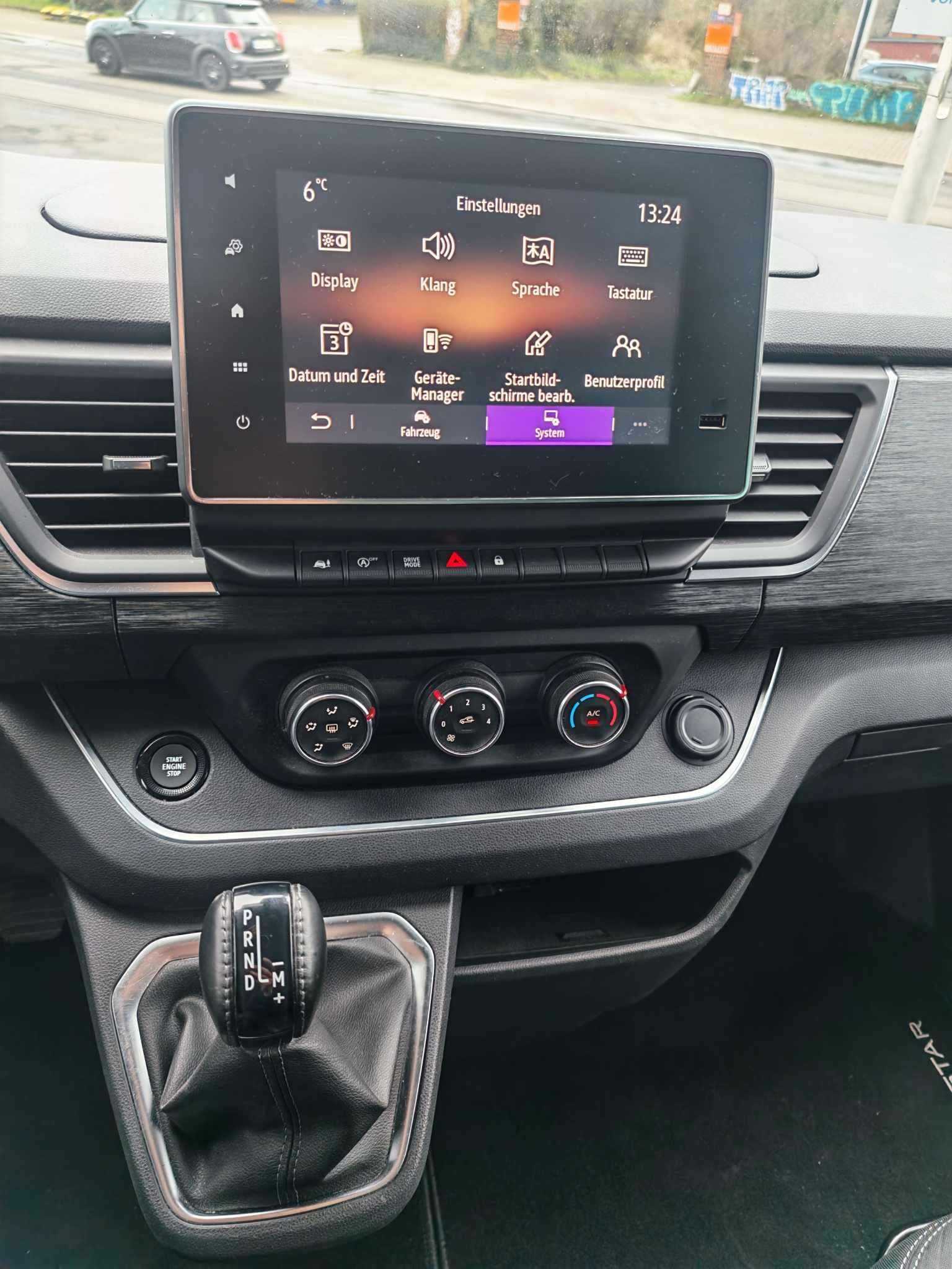 Fahrzeugbild eines Renault Trafic