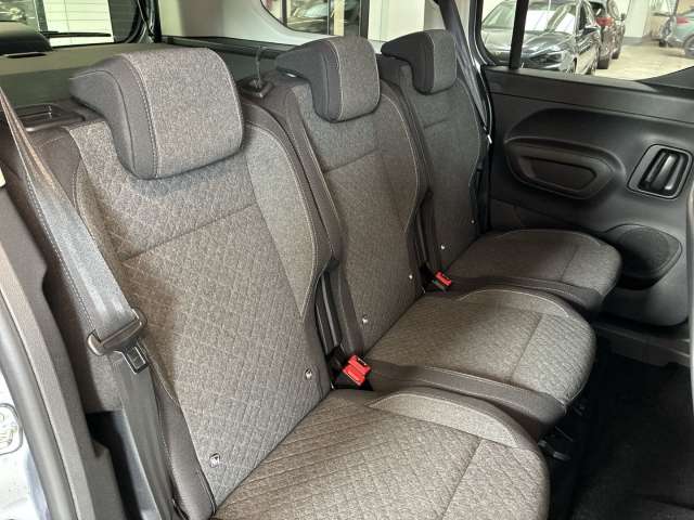 Fahrzeugbild eines Opel Combo