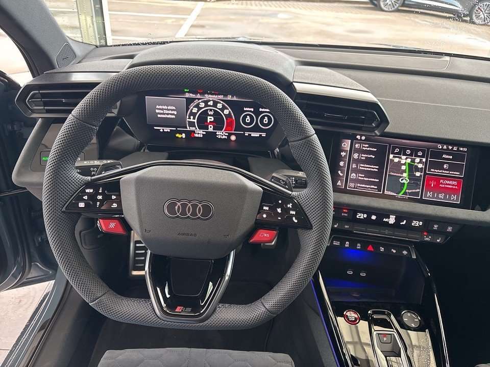 Fahrzeugbild eines Audi RS3