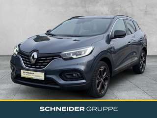 Schräge Frontansicht auf einen Renault Kadjar , freigestellt