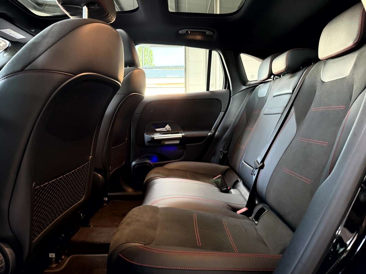 Fahrzeugbild eines Mercedes-Benz EQA