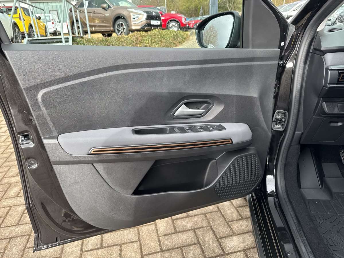 Fahrzeugbild eines Dacia Jogger