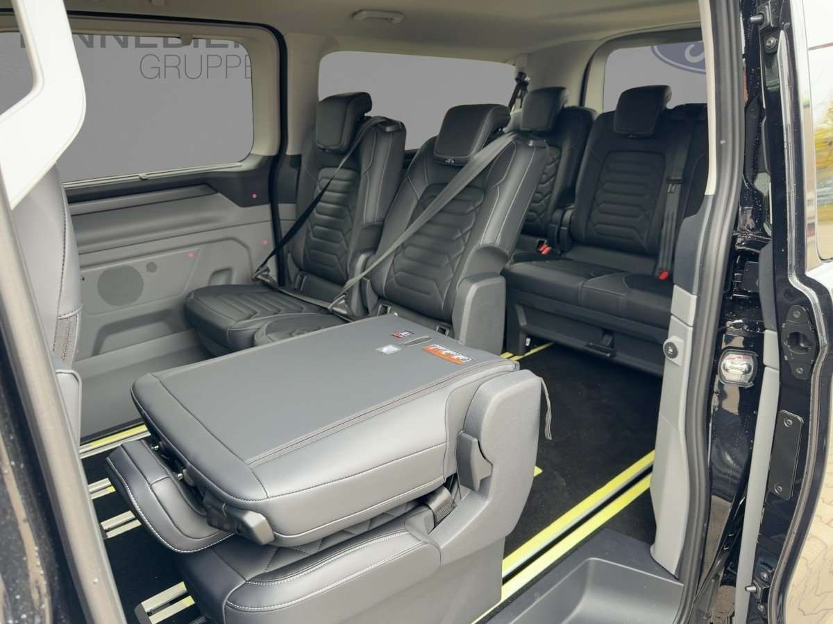Fahrzeugbild eines Ford Tourneo Custom