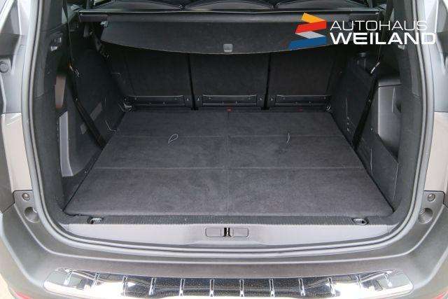 Fahrzeugbild eines Peugeot 5008