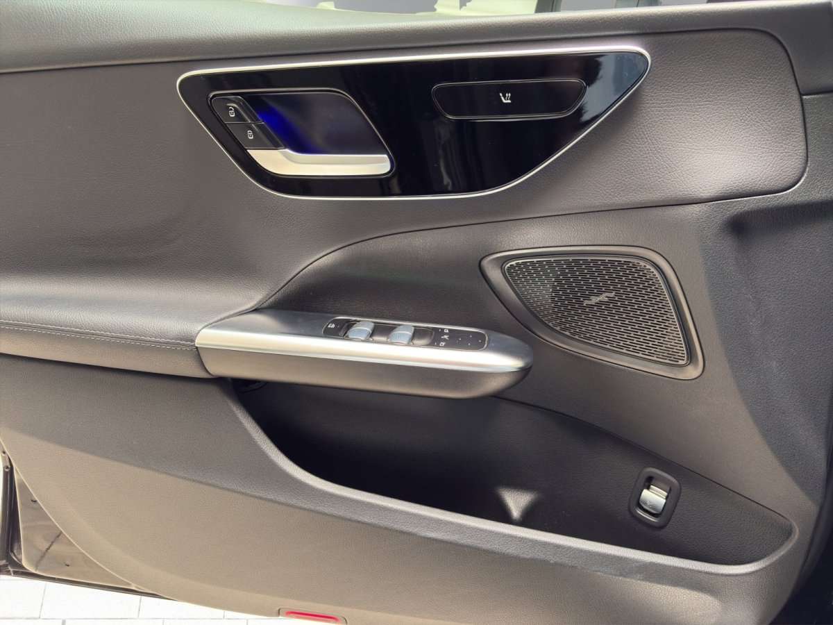 Fahrzeugbild eines Mercedes-Benz C-Klasse
