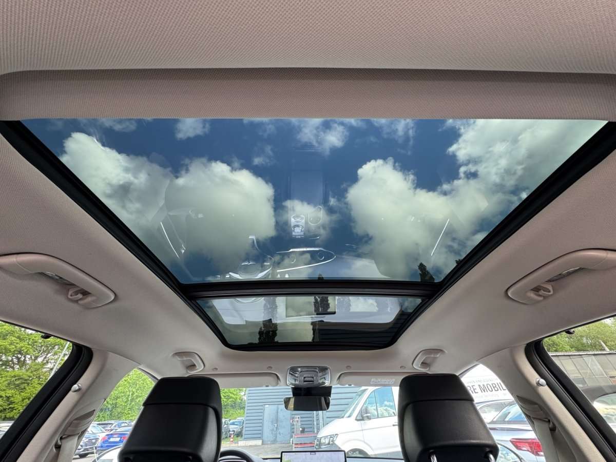 Fahrzeugbild eines Genesis GV70