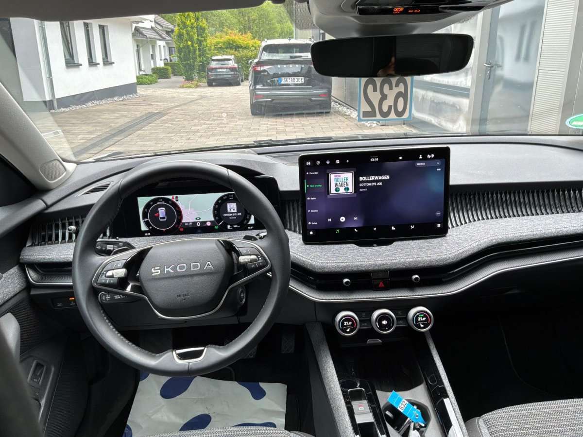 Fahrzeugbild eines Skoda Superb