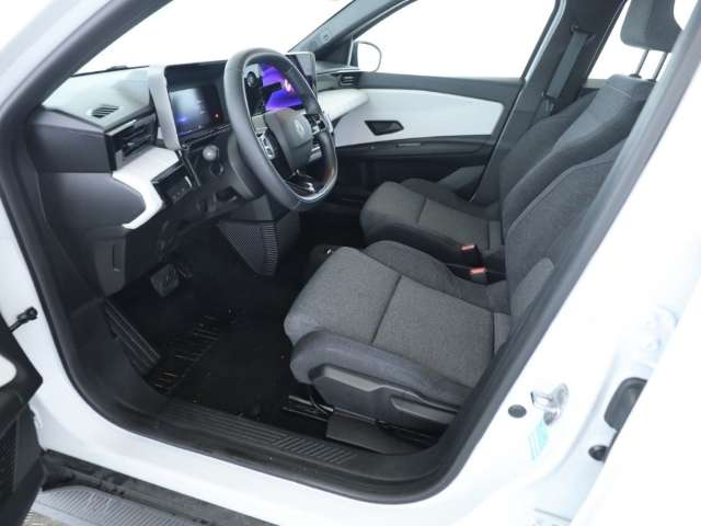 Fahrzeugbild eines Renault 5 E-TECH