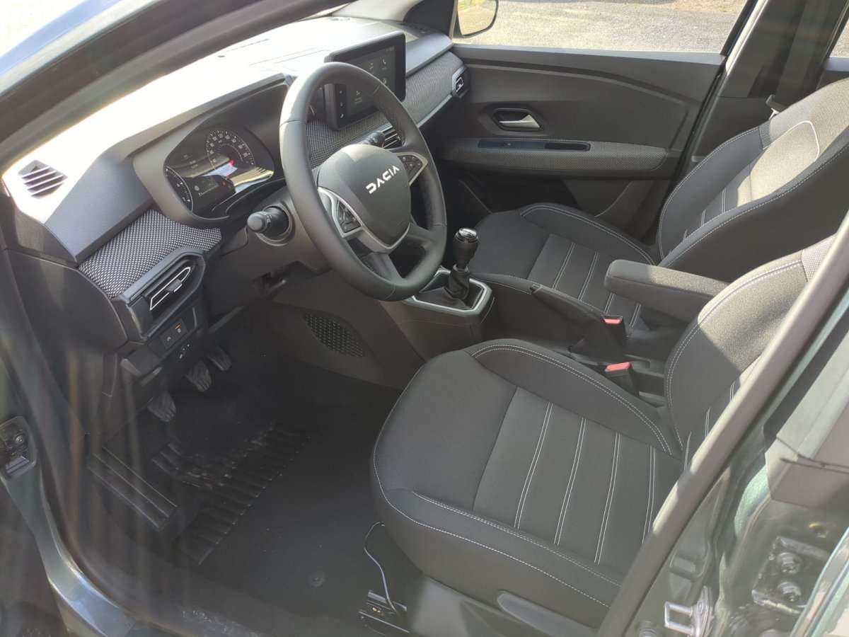 Fahrzeugbild eines Dacia Sandero