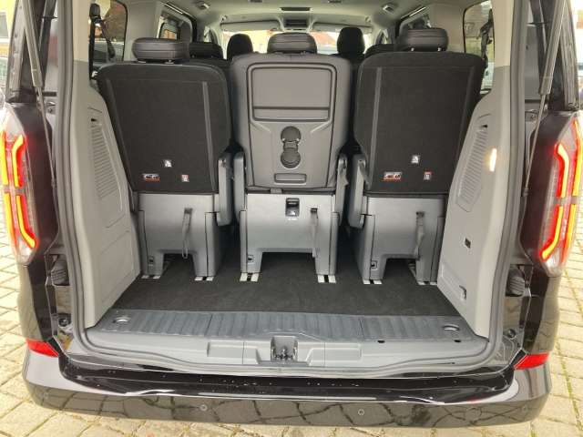 Fahrzeugbild eines Ford Tourneo Custom