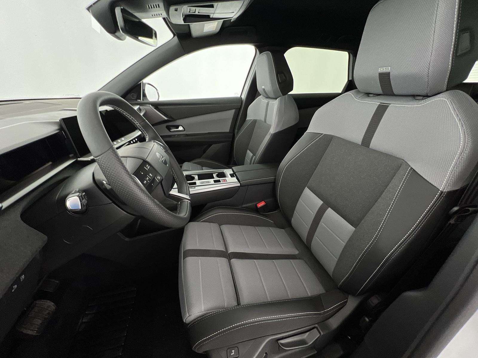 Fahrzeugbild eines Opel Grandland X