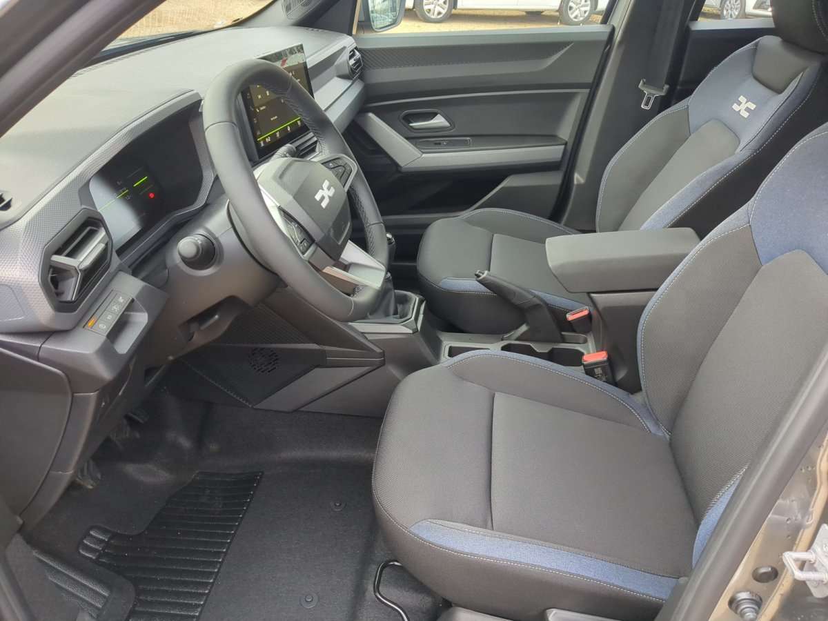 Fahrzeugbild eines Dacia Duster