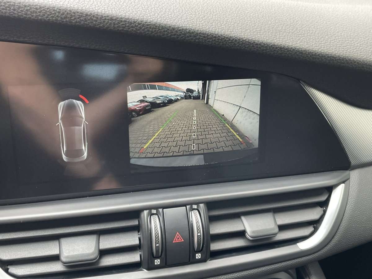 Fahrzeugbild eines Alfa Romeo Giulia
