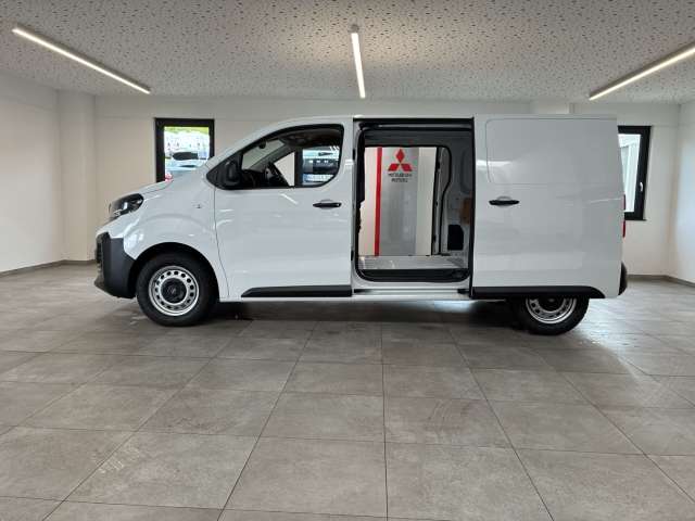 Fahrzeugbild eines Opel Vivaro
