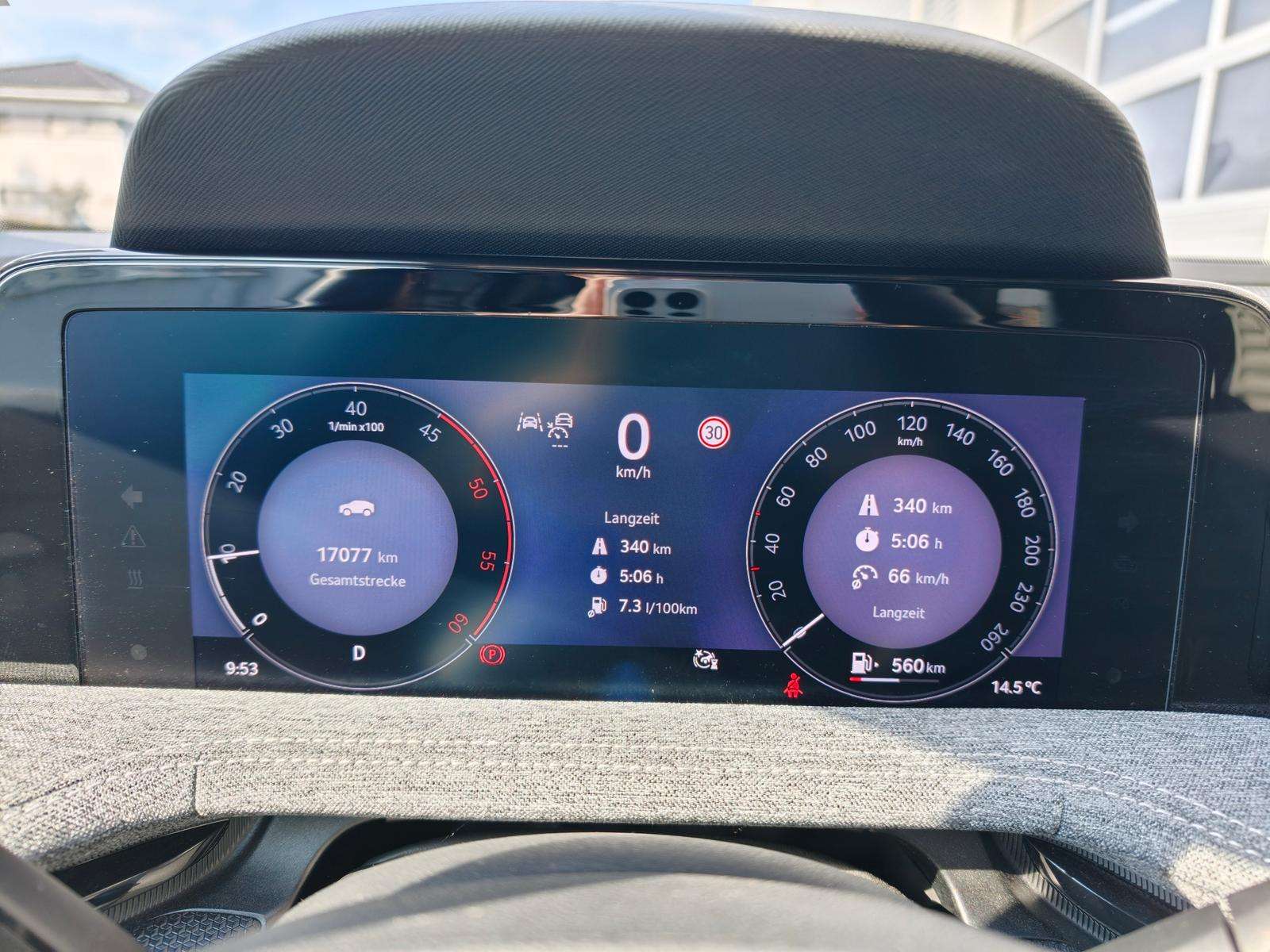 Fahrzeugbild eines Skoda Superb