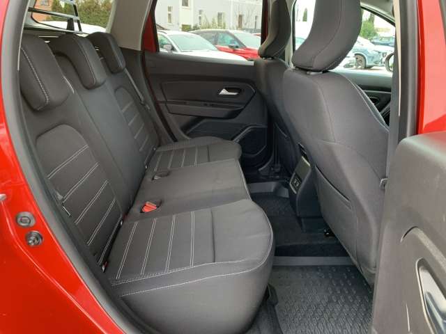 Fahrzeugbild eines Dacia Duster