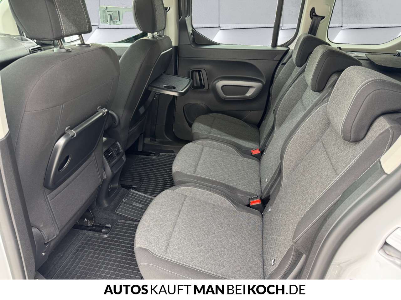 Fahrzeugbild eines Opel Combo Life