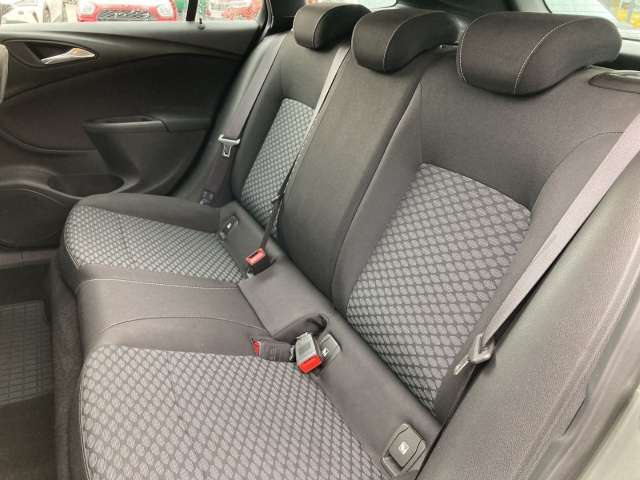 Fahrzeugbild eines Opel Astra