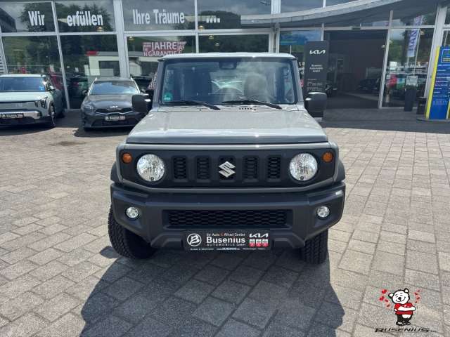 Fahrzeugbild eines Suzuki Jimny