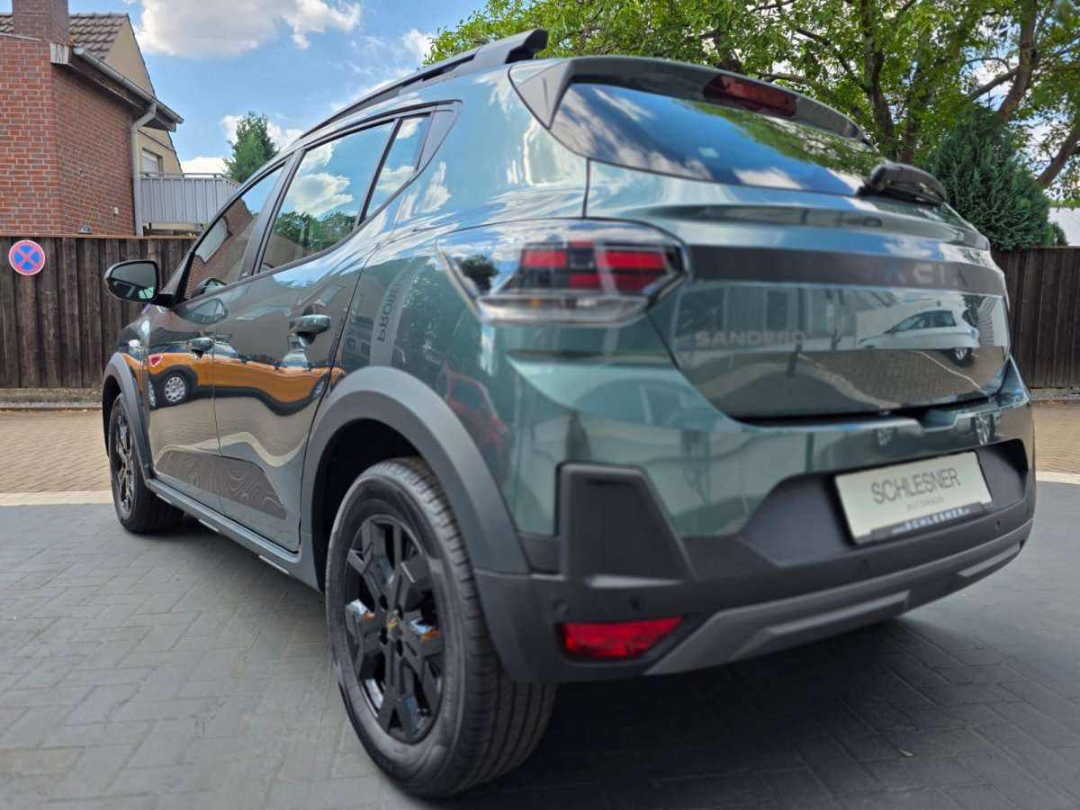 Fahrzeugbild eines Dacia Sandero