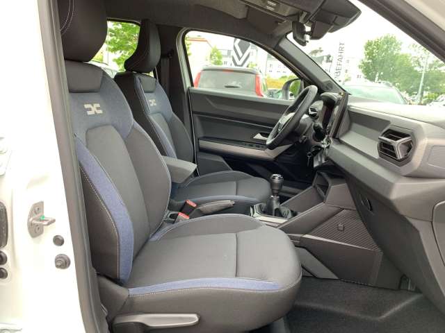 Fahrzeugbild eines Dacia Duster