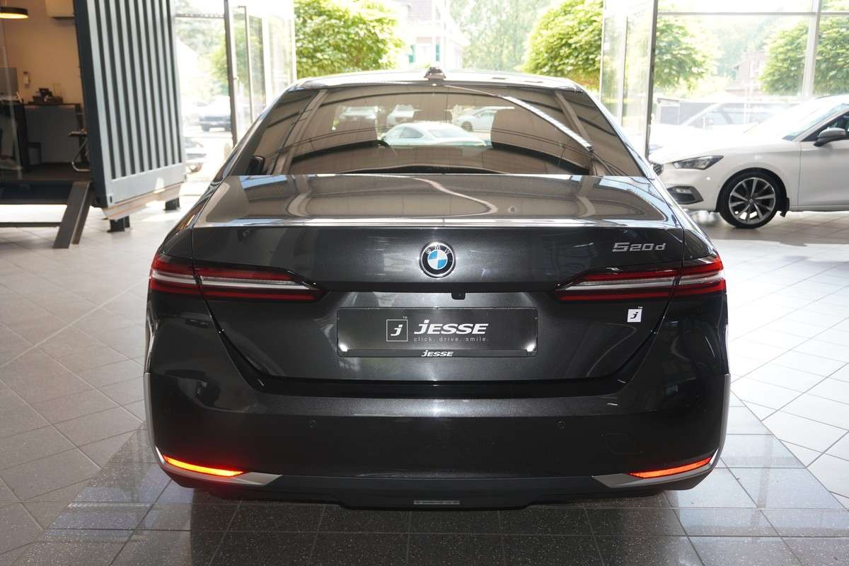 Fahrzeugbild eines BMW 5er-Reihe